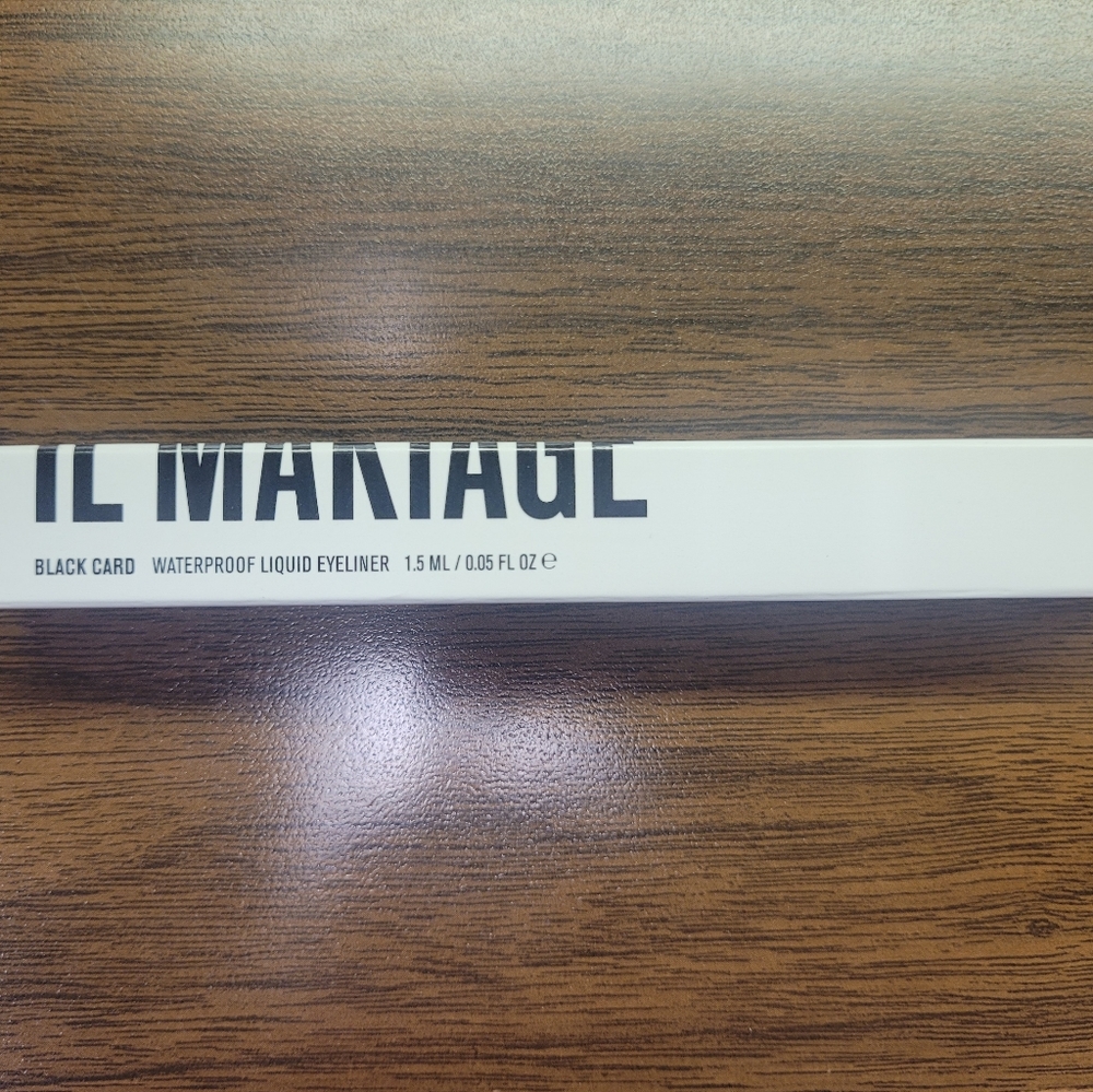 Waterproof liquid eyeliner- black